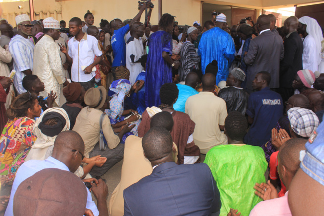 Quelques images de la levée du corps de l'artiste Moussa Ngom. Quelques images de la levée du corps de l'artiste Moussa Ngom.