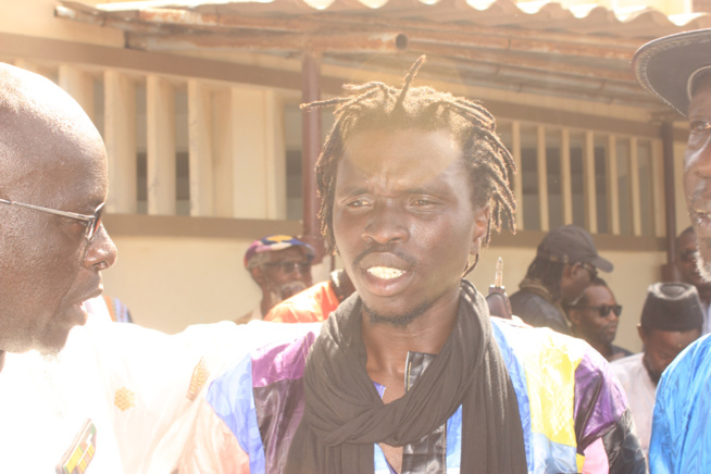 Quelques images de la levée du corps de l'artiste Moussa Ngom. Quelques images de la levée du corps de l'artiste Moussa Ngom.