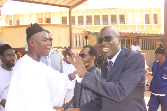 Quelques images de la levée du corps de l'artiste Moussa Ngom. Quelques images de la levée du corps de l'artiste Moussa Ngom.