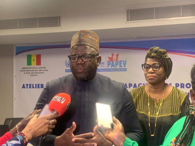 Traite des enfants et trafic de migrants : Une formation pour outiller les journalistes à mieux sensibiliser et protéger Traite des enfants et trafic de migrants : Une formation pour outiller les journalistes à mieux sensibiliser et protéger