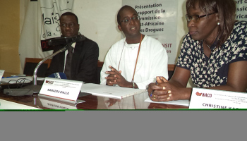 Christine Kafando, commissaire de la maison de l'Association de lutte contre le Sida : "Des ressources de la drogue financent des campagnes présidentielles" Christine Kafando, commissaire de la maison de l'Association de lutte contre le Sida : "Des ressources de la drogue financent des campagnes présidentielles"