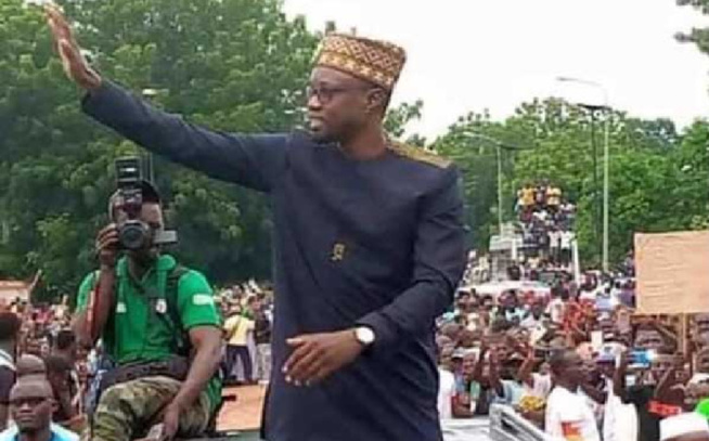 Ziguinchor. : Ousmane Sonko clarifie sa position sur les questions de sécurité nationale et promet d’abroger la loi d’amnistie Ziguinchor. : Ousmane Sonko clarifie sa position sur les questions de sécurité nationale et promet d’abroger la loi d’amnistie