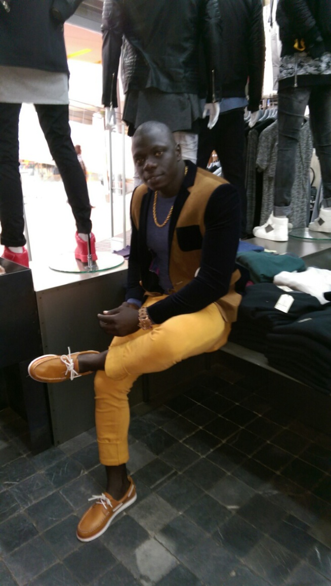 Ouz Diop l'épicurien Sénégalais d'Ibiza en Espagne croque la belle vie. Ouz Diop l'épicurien Sénégalais d'Ibiza en Espagne croque la belle vie.