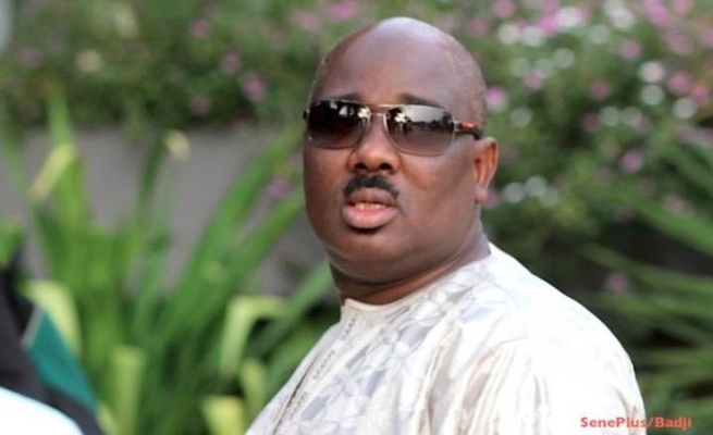 En campagne à Agnam : Ousmane Sonko détruit l’ancien député Farba Ngom, dans son fief En campagne à Agnam : Ousmane Sonko détruit l’ancien député Farba Ngom, dans son fief