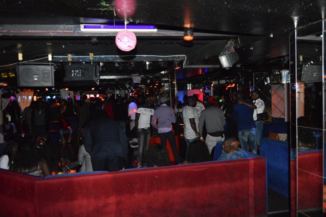 Quand Dj Rakhou Prod fête souffle une bougie de plus: Le Titan Club de Paris chauffe. Revivez les moments forts. Quand Dj Rakhou Prod fête souffle une bougie de plus: Le Titan Club de Paris chauffe. Revivez les moments forts.