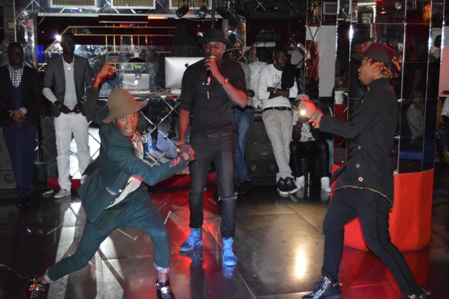 Quand Dj Rakhou Prod fête souffle une bougie de plus: Le Titan Club de Paris chauffe. Revivez les moments forts. Quand Dj Rakhou Prod fête souffle une bougie de plus: Le Titan Club de Paris chauffe. Revivez les moments forts.