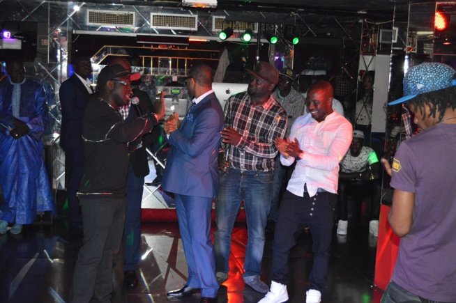 Quand Dj Rakhou Prod fête souffle une bougie de plus: Le Titan Club de Paris chauffe. Revivez les moments forts. Quand Dj Rakhou Prod fête souffle une bougie de plus: Le Titan Club de Paris chauffe. Revivez les moments forts.