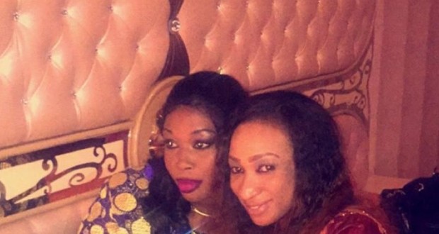 Sokhna Ouly Kebe, la seconde femme de Serigne Bass, en toute intimité avec Inna Diawara Sokhna Ouly Kebe, la seconde femme de Serigne Bass, en toute intimité avec Inna Diawara