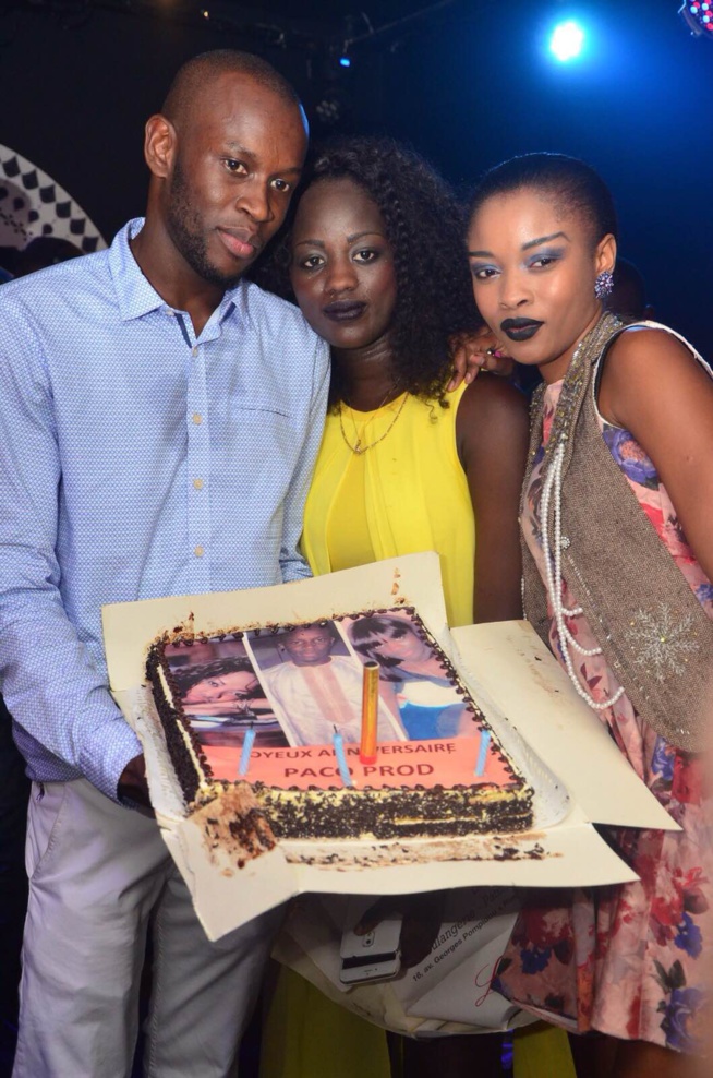 Anniversaire Packo Prod: Pape Diouf et la génération consciente chauffent le Baramundi. Revivez les images. Anniversaire Packo Prod: Pape Diouf et la génération consciente chauffent le Baramundi. Revivez les images.