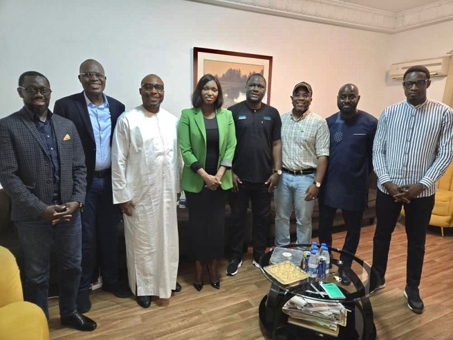 Tensions électorales : Sàmm Sa Kàddu accuse Ousmane Sonko et alerte la communauté internationale Tensions électorales : Sàmm Sa Kàddu accuse Ousmane Sonko et alerte la communauté internationale