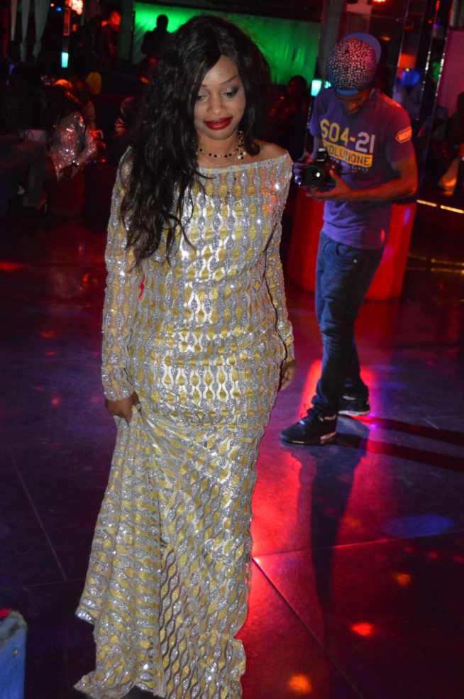 Défilé au Titan, Anta La Tigresse présente sa collection à Paris. Défilé au Titan, Anta La Tigresse présente sa collection à Paris.