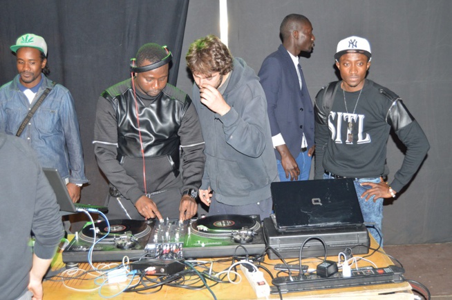 Barcelone; Pape Diouf et la génération consciente explose Martorelle avec l'association "Oudiadial" des ressortissants Casaçais d'Espagne. Barcelone; Pape Diouf et la génération consciente explose Martorelle avec l'association "Oudiadial" des ressortissants Casaçais d'Espagne.