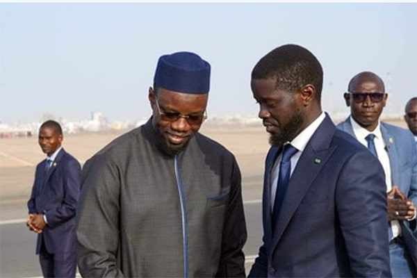Maurice Soudieck Dione : « Pour éviter une dualité au sommet de l’État, Sonko doit être Président de l’Assemblée » Maurice Soudieck Dione : « Pour éviter une dualité au sommet de l’État, Sonko doit être Président de l’Assemblée »