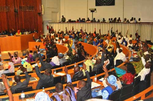 Assemblée nationale : Les 11 Commissions installées dans la confusion Assemblée nationale : Les 11 Commissions installées dans la confusion