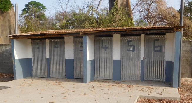Insuffisance des toilettes dans les écoles de Pikine, Guédiawaye Et Keur Massar : Une urgence sanitaire à traiter Insuffisance des toilettes dans les écoles de Pikine, Guédiawaye Et Keur Massar : Une urgence sanitaire à traiter