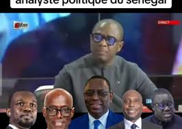Badara Gadiaga, meilleur analyste politique du Sénégal Badara Gadiaga, meilleur analyste politique du Sénégal