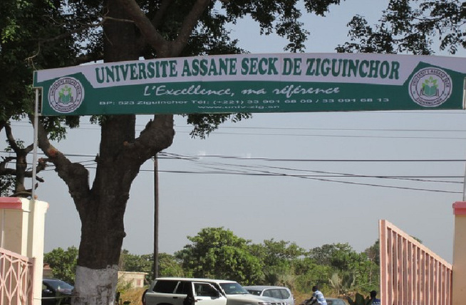 Université Assane Seck : Les décisions du conseil académique ravivent la tension Ansoumana Dasylva, journaliste Université Assane Seck : Les décisions du conseil académique ravivent la tension Ansoumana Dasylva, journaliste