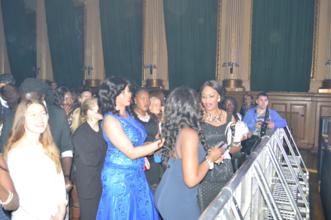 En direct: Festival Selam à Stockolm, Pape Diouf et la génération consciente explose le Nallen à guichet fermé. En direct: Festival Selam à Stockolm, Pape Diouf et la génération consciente explose le Nallen à guichet fermé.