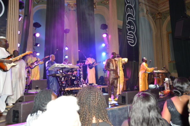 En direct: Festival Selam à Stockolm, Pape Diouf et la génération consciente explose le Nallen à guichet fermé. En direct: Festival Selam à Stockolm, Pape Diouf et la génération consciente explose le Nallen à guichet fermé.