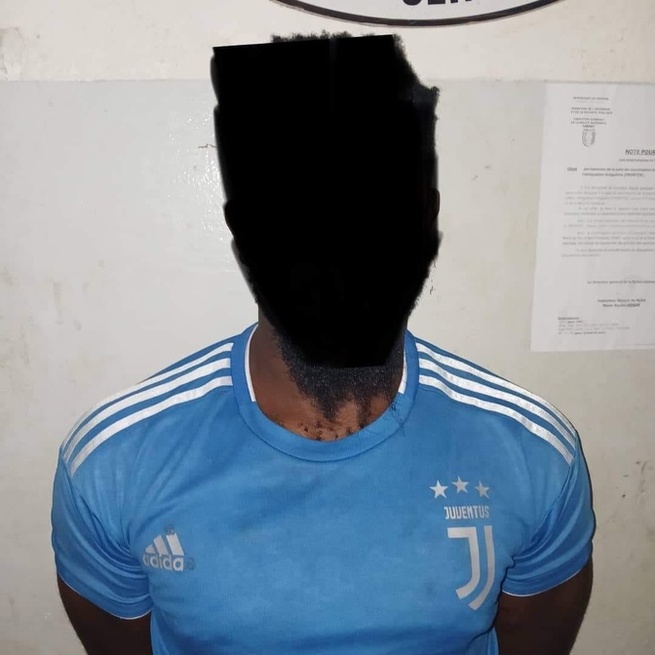 Possession de chanvre indien : 7 individus arrêtés entre Yarakh et Ouakam (Photos) Possession de chanvre indien : 7 individus arrêtés entre Yarakh et Ouakam (Photos)