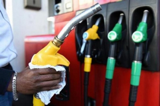 Rumeurs sur une hausse des prix du carburant : « Au contraire, nous travaillons pour une baisse des prix du pétrole et de l’électricité …», réagit l’Etat
