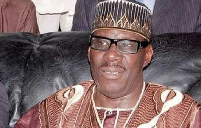 Hommage à Alioune Badara Bèye : « Adieu l’homme de Nder en flamme » …Par Majib Sène Hommage à Alioune Badara Bèye : « Adieu l’homme de Nder en flamme » …Par Majib Sène