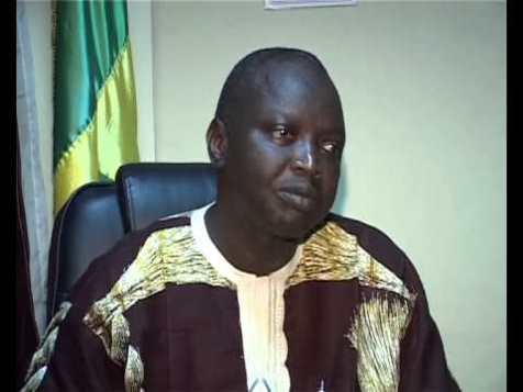 L'ex-maire de Keur Massar, Mbacké Diop, trainé en justice par la juriste Miss Billie Mbaye, Présidente du réseau ICARE International; plusieurs personnes entendues L'ex-maire de Keur Massar, Mbacké Diop, trainé en justice par la juriste Miss Billie Mbaye, Présidente du réseau ICARE International; plusieurs personnes entendues