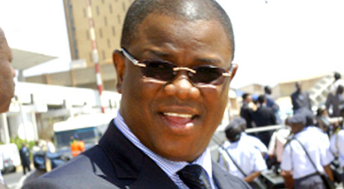Lettre au Maire Abdoulaye Baldé : “traître de Versailles” Lettre au Maire Abdoulaye Baldé : “traître de Versailles”