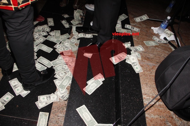 Griff Sougou l'épicurien Sénégalais de New York dans ses oeuvres. Griff Sougou l'épicurien Sénégalais de New York dans ses oeuvres.