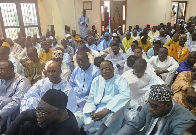 Mariage de Fatima Ba, fille de l'ambassadeur Oumar Demba Ba : Mankeur Ndiaye à la cérémonie avec Amadou Ba