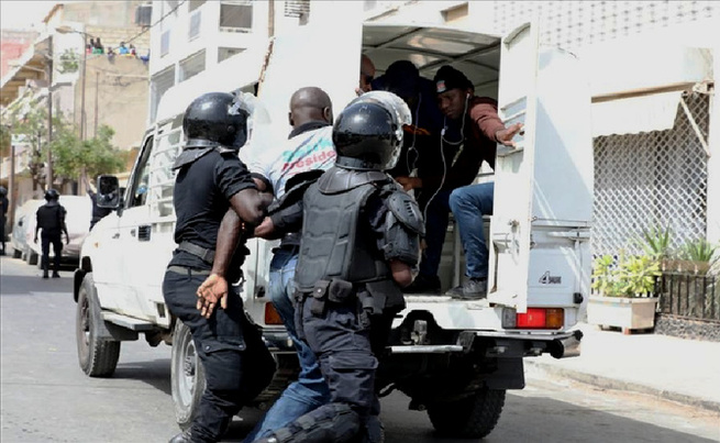 Bargny : Comment Y. Faye, une fillette de trois ans, a échappé à son ravisseur A. Diallo, dans une tentative d’enlèvement Bargny : Comment Y. Faye, une fillette de trois ans, a échappé à son ravisseur A. Diallo, dans une tentative d’enlèvement