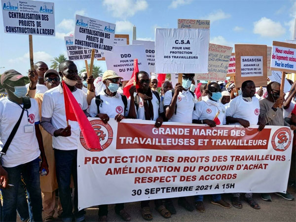 Colère des ex-travailleurs de Sotrac, Sias et Ama Sénégal Colère des ex-travailleurs de Sotrac, Sias et Ama Sénégal