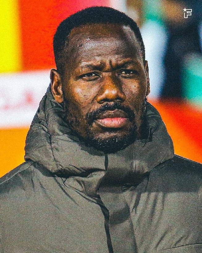 Officiel : Pape Thiaw est nommé sélectionneur de l’Équipe Nationale A du Sénégal Officiel : Pape Thiaw est nommé sélectionneur de l’Équipe Nationale A du Sénégal