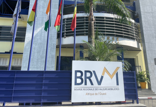 Finance-Bourse : La BRVM franchit un nouveau cap avec une capitalisation record de plus de 10 000 milliards de FCFA Finance-Bourse : La BRVM franchit un nouveau cap avec une capitalisation record de plus de 10 000 milliards de FCFA