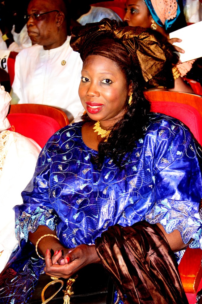 30 ANS: Baba Baidy Maal chauffe le grand théâtre. Regardez. 30 ANS: Baba Baidy Maal chauffe le grand théâtre. Regardez.