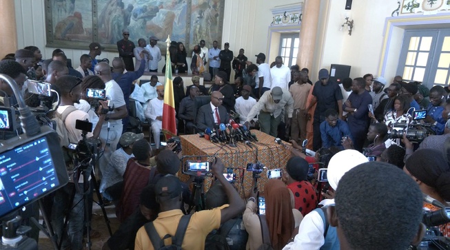 Révocation de Barthélémy Dias: Le haut conseiller Samba Ndong souligne un vide juridique Révocation de Barthélémy Dias: Le haut conseiller Samba Ndong souligne un vide juridique