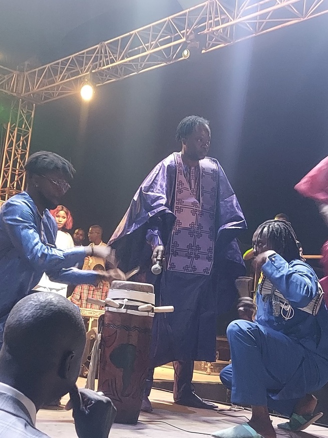 Concert du siècle à la Clôture de la 16e Edition Festival Blues du Fleuve : Baba Maal et les jeunes artistes, mettent le feu à Podor Concert du siècle à la Clôture de la 16e Edition Festival Blues du Fleuve : Baba Maal et les jeunes artistes, mettent le feu à Podor