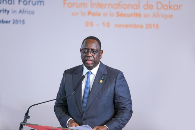 Macky Sall s’en prend au "port du voile intégral dans notre société" Macky Sall s’en prend au "port du voile intégral dans notre société"