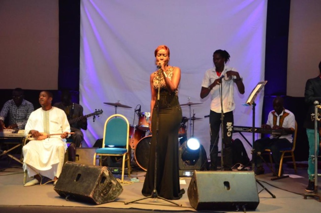 LA DIVA A LA VOIX D’OR DANS TOUS SES ETATS LA DIVA A LA VOIX D’OR DANS TOUS SES ETATS