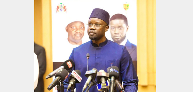 Ousmane Sonko aux élèves de Banjul : « Restez ouverts sur le monde mais surtout sur l’Afrique » Ousmane Sonko aux élèves de Banjul : « Restez ouverts sur le monde mais surtout sur l’Afrique »