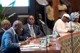 Affaire du « milliard de dollars » : Macky Sall porte plainte pour « faux et usage de faux » et « diffamation » Affaire du « milliard de dollars » : Macky Sall porte plainte pour « faux et usage de faux » et « diffamation »