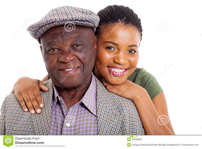 Quand le troisième âge dégaine pour les minettes: Les billets de 10.000 FCFA et des postes…. Quand le troisième âge dégaine pour les minettes: Les billets de 10.000 FCFA et des postes….