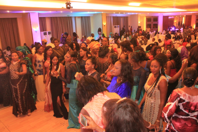 Gala dînatoire des cadres de l'IPRESS, le maître Pape Diouf reprend ses galas. Regardez Gala dînatoire des cadres de l'IPRESS, le maître Pape Diouf reprend ses galas. Regardez