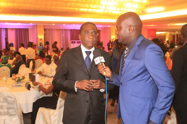 Gala dînatoire des cadres de l'IPRESS, le maître Pape Diouf reprend ses galas. Regardez Gala dînatoire des cadres de l'IPRESS, le maître Pape Diouf reprend ses galas. Regardez