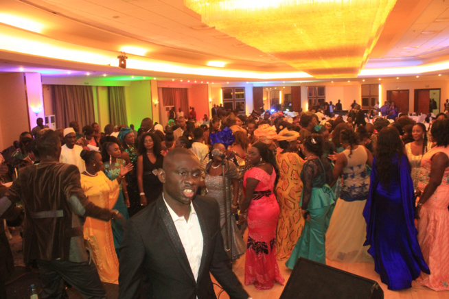 Gala dînatoire des cadres de l'IPRESS, le maître Pape Diouf reprend ses galas. Regardez Gala dînatoire des cadres de l'IPRESS, le maître Pape Diouf reprend ses galas. Regardez