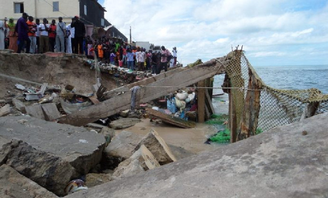 Risques liés aux changements climatiques : 65% des côtes sénégalaises touchées par l’érosion côtière Risques liés aux changements climatiques : 65% des côtes sénégalaises touchées par l’érosion côtière