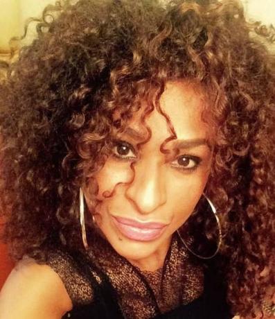 Attentats de Paris : La tragédie Halima Ben Khalifa Saâdi Ndiaye Attentats de Paris : La tragédie Halima Ben Khalifa Saâdi Ndiaye