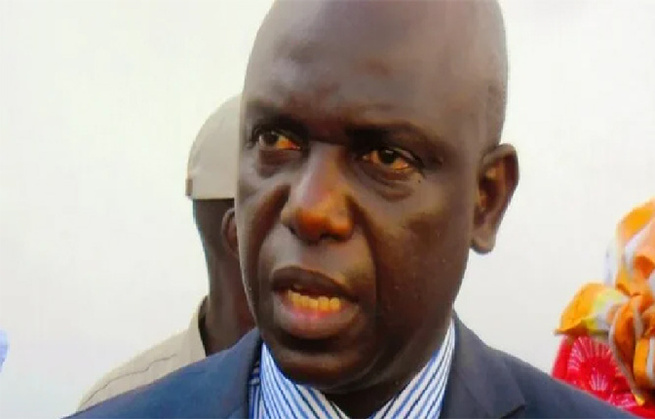 Saint-Louis : De jeunes patriotes de certains quartiers anticipent sur la journée régionale de “Setal Sa Gox” et tirent le maire Mansour Faye. Saint-Louis : De jeunes patriotes de certains quartiers anticipent sur la journée régionale de “Setal Sa Gox” et tirent le maire Mansour Faye.