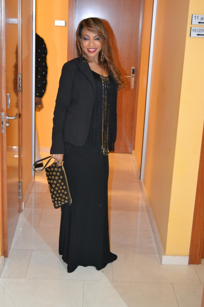 PHOTOS: Viviane Chidid ,chic et classe à son arrivé à Bremen pour le big show du samedi 21 Novembre en Allmengne. PHOTOS: Viviane Chidid ,chic et classe à son arrivé à Bremen pour le big show du samedi 21 Novembre en Allmengne.