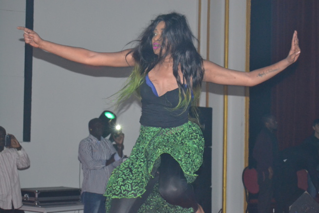 21 IMAGES: Viviane Chidid la nouvelle reine de la musique Sénégalaise de Bremen en Allmengne. Regardez 21 IMAGES: Viviane Chidid la nouvelle reine de la musique Sénégalaise de Bremen en Allmengne. Regardez